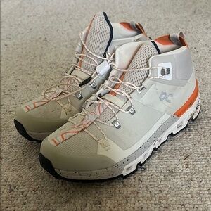 On Running Men's Cream and Orange Shoes